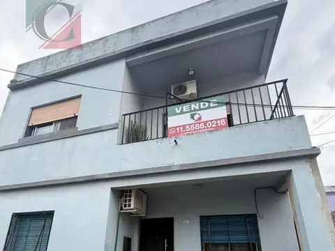 PH 3 ambientes con patio y terraza