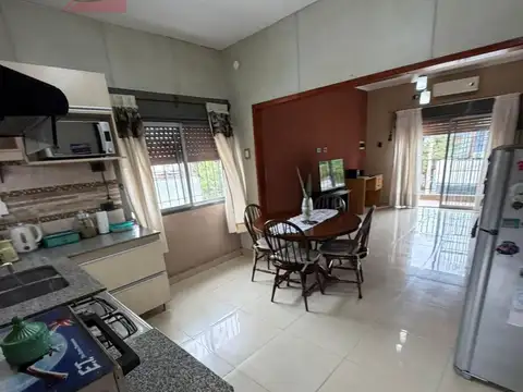 Depto Tipo Casa en Venta en Remedios de Escalada, USD 60.000