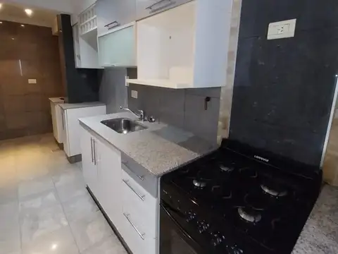 Alquiler de Departamento 1 Dormitorio sobre calle Dean Funes al 300, Salta Capital