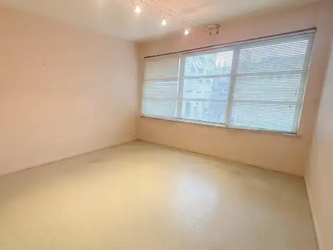 Avenida Rivadavia 1300, Piso 7