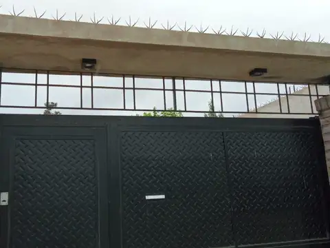 Casa en Venta en Bernal Oeste, USD 75.000