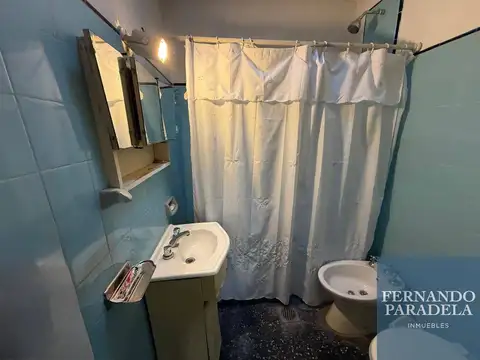 Casa en venta de 3 dormitorios c/ cochera en Castelar