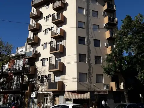 Colegiales Alquiler 2 Ambientes con balcón