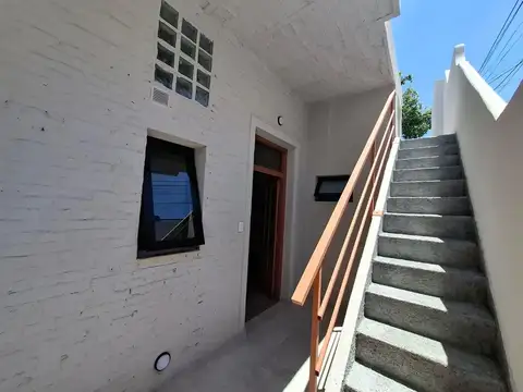 Depto Tipo Casa en Venta de Monoambiente