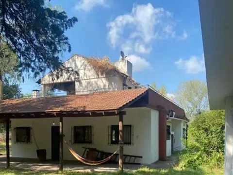 Oportunidad 7314 M2 De Parque Chalet En Dos Plantas 