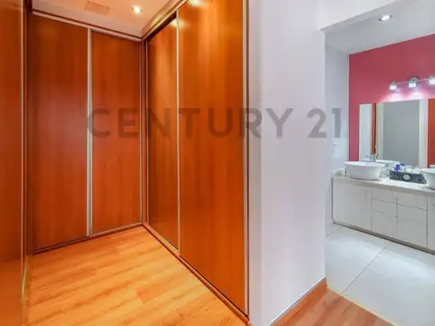 Venta de casa 3 dormitorios, pileta , parrilla barrio Don Carlos