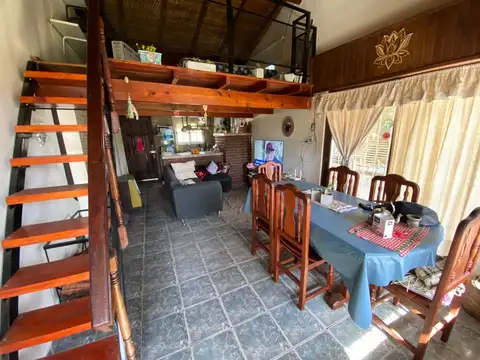 Casa 4 ambientes con 1 baño