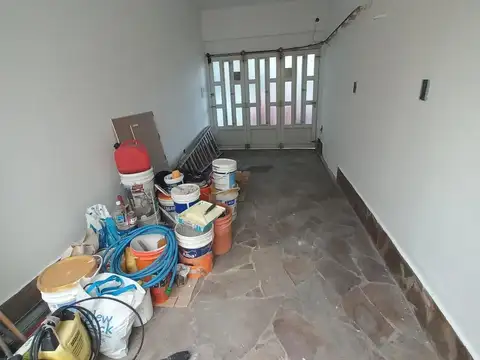 Casa en Alquiler con 1 cochera