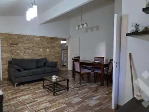 Casa en Alquiler en Neuquén, $ 2.500.000