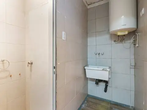 Depto Tipo Casa 6 ambientes con 1 baño