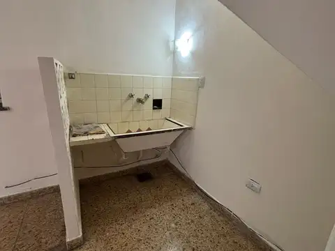 Depto Tipo Casa en Venta 76 años