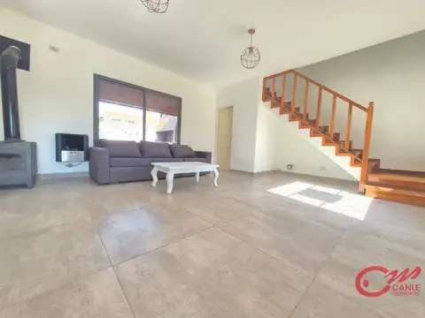 Casa en Alquiler de 4 dormitorios