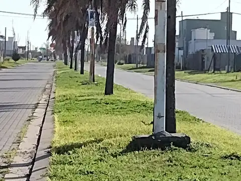 Oportunidad   2 lotes en pleno corazon de Roldan ( 600m2 ) A