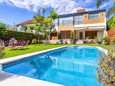 Casa 5 ambientes con 2 baños