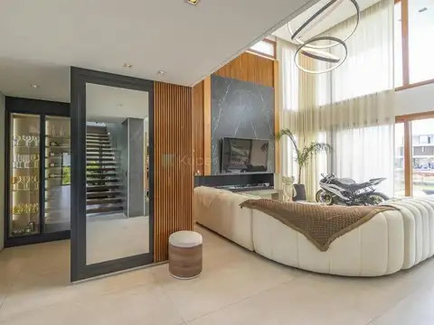 Casa en Venta al Este