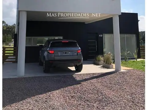 Casa en Venta al Este