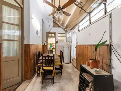 VENTA PH 4 AMBIENTES CON PATIO SIN EXPENSAS