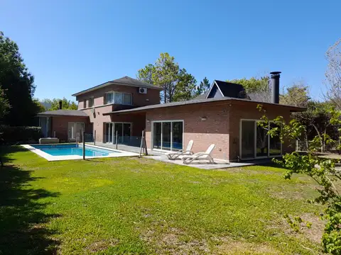 CASA EN ALQUILER GRAND BELL 1