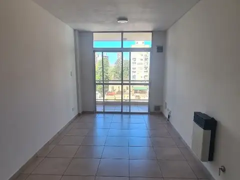 EXCELENTE DEPARTAMENTO DE UN DORMITORIO CON COCHERA