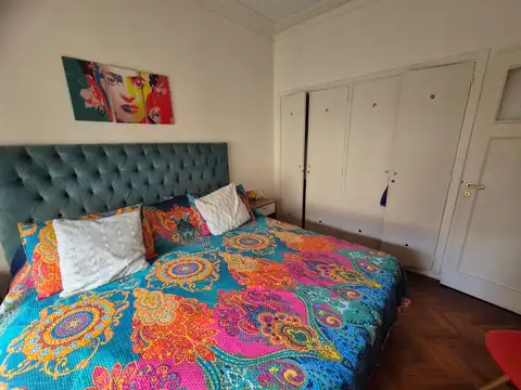 Casa 6 ambientes con 4 baños