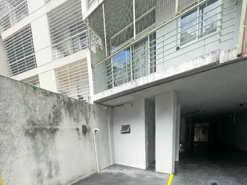 Cochera Mario Bravo al 1100 Recoleta