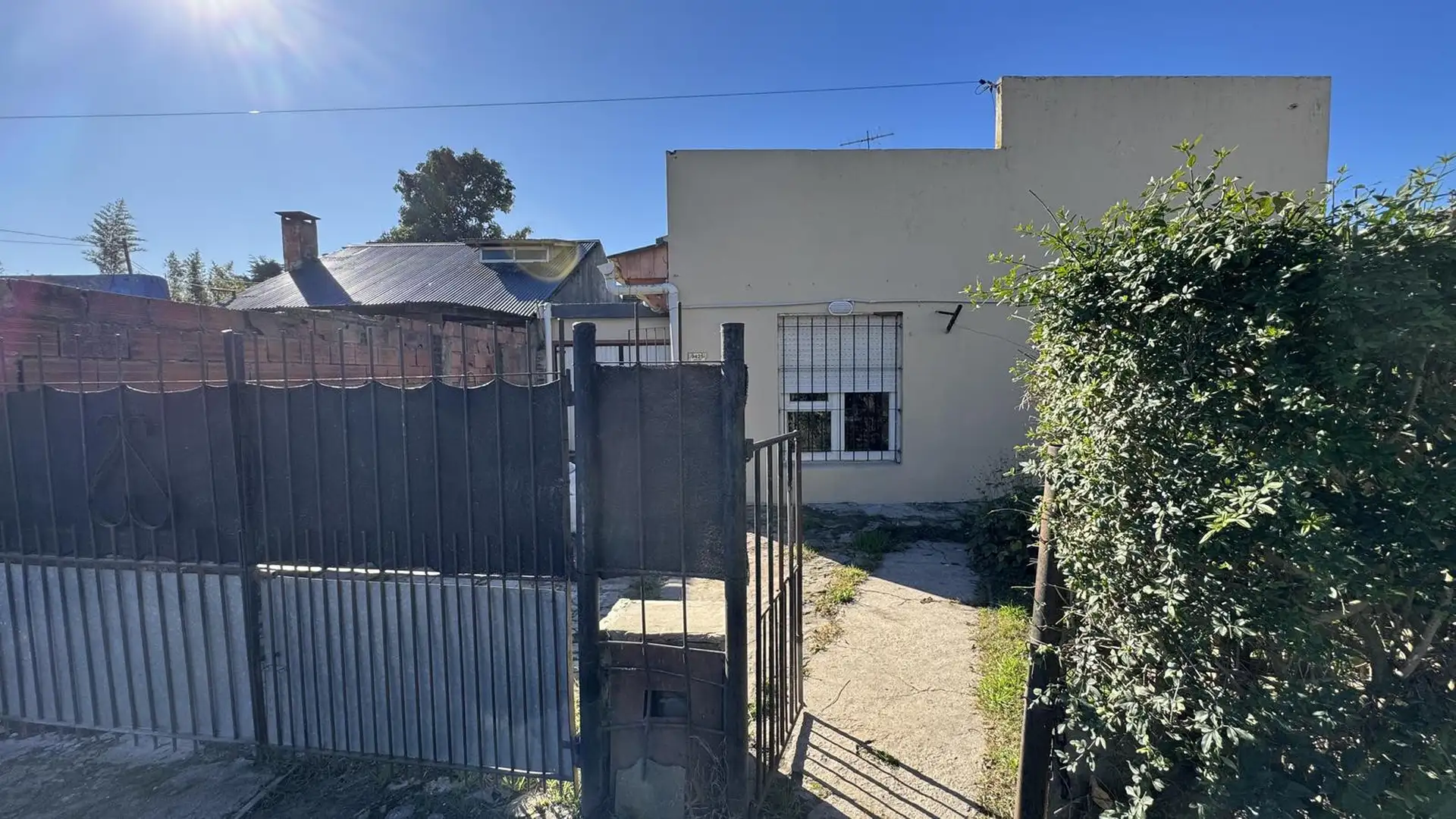 Casa en venta 4 amb mas dep. Garage. Bosque Grande