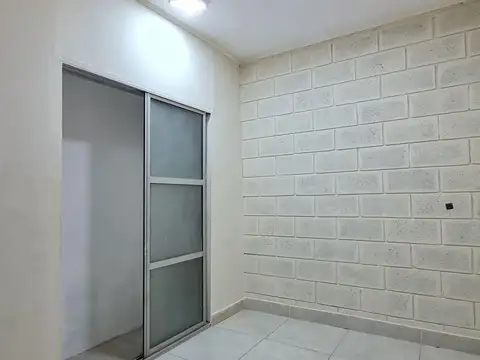 Depto Tipo Casa en Alquiler de 2 dormitorios