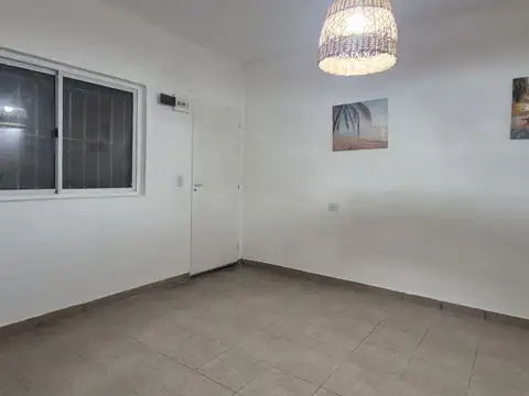 Depto Tipo Casa en Alquiler de 2 dormitorios