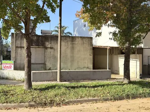 Casa 3 Dorm Guemes y Mitre