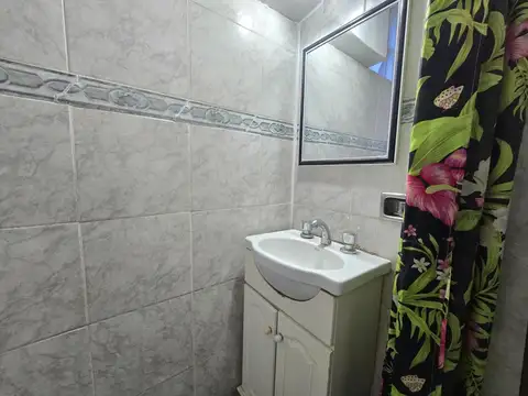 Depto Tipo Casa en Alquiler al Este