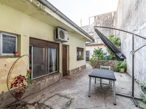 Depto Tipo Casa en Venta en Martinez, USD 105.900