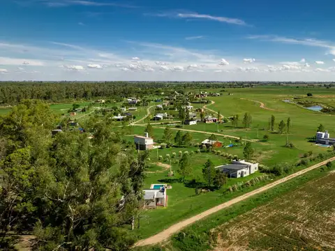 Terreno en Venta en Oliveros, USD 28.000