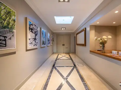 Casa 7 ambientes con 2 baños