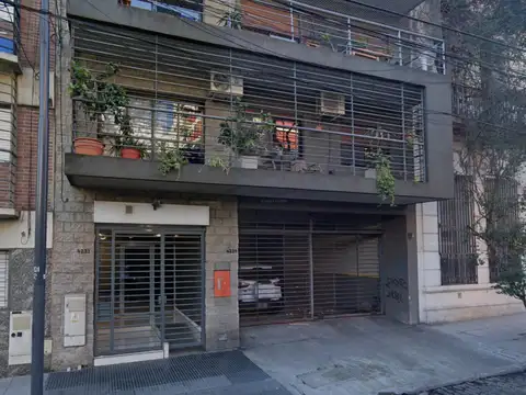 Cochera en Almagro