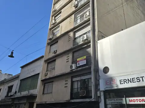 Departamento 3 AMB al frente, San Telmo