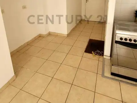 Castro Barros 300, Piso 0