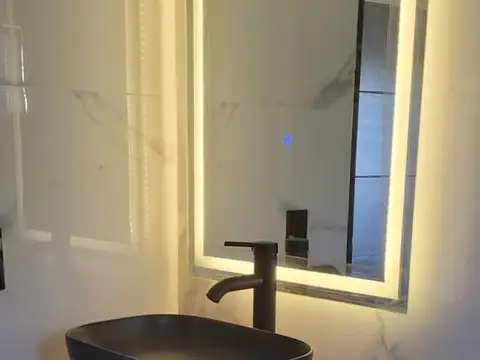 Casa 6 ambientes con 2 baños