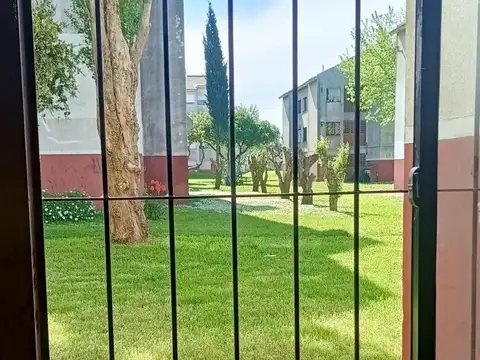 Termas de Río Hondo 3100 e/ San Lorenzo y Avellaneda