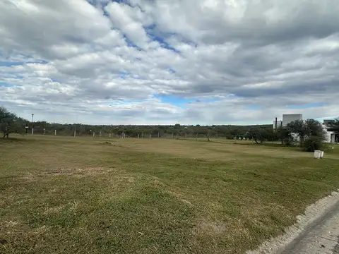 OPORTUNIDAD LOTE EN VENTA LA ARBOLADA HOLLYWOOD 