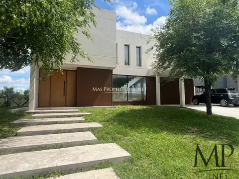 Venta Casa en San Lucas a la Laguna 3 dormitorios, Canning