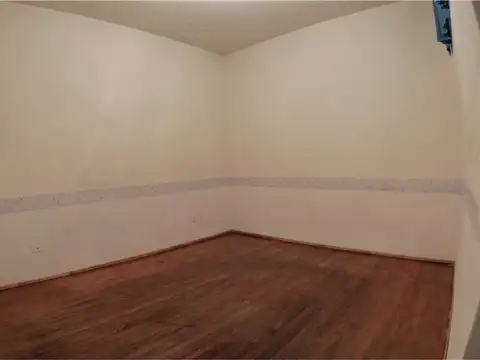 Depto Tipo Casa en Alquiler 56 años