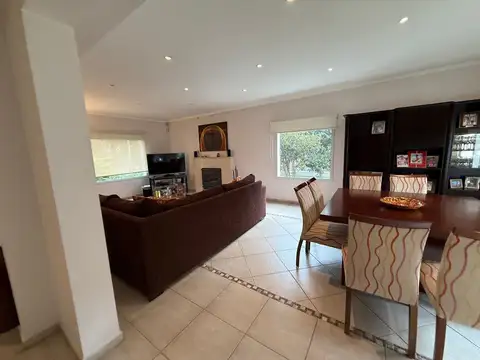 Casa en Venta de 5 dormitorios