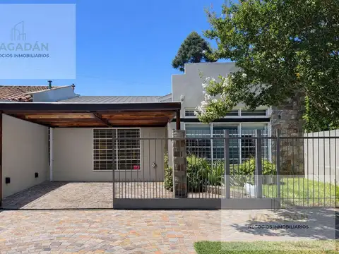 Venta- casa 4 ambientes en en zona Ward- Moron- ACEPTA PERMUTA