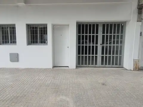 Local en Alquiler en Barrio España y Hospitales, $ 1.020.000