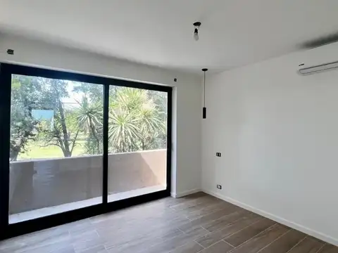 Casa  en Venta en San Sebastian, Escobar, G.B.A. Zona Norte AREA 13 / DE POZO/ FINANCIAMIENTO