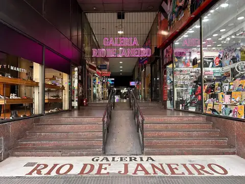 VENTA LOCAL COMERCIAL EN GALERIA - BELGRANO 