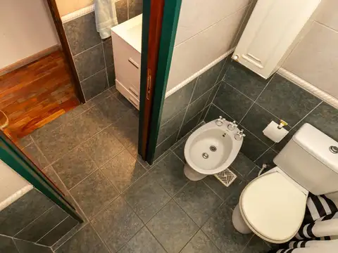 Venta casa 3 dormitorios y jardín APTO CREDITO - V. Adelina