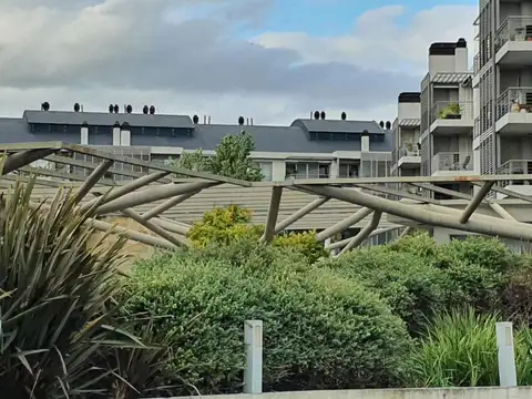 Departamento en Alquiler con 1 cocheras