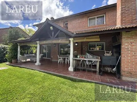 Casa en Venta con 1 cochera