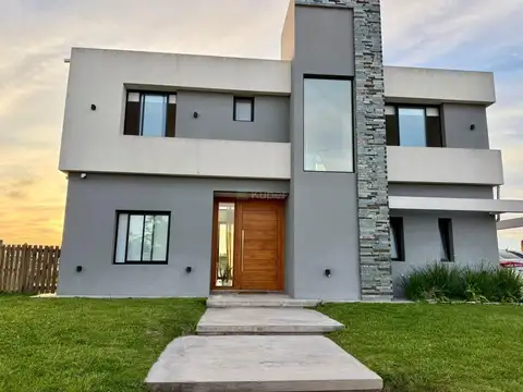 Casa en Alquiler Temporal en San Sebastian, Countries y Barrios Cerrados en Escobar